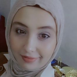 Zubayda  Hasanain 